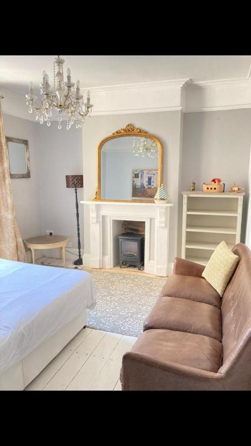 Central Truro! Large Double Room In Victorian Property Kültér fotó